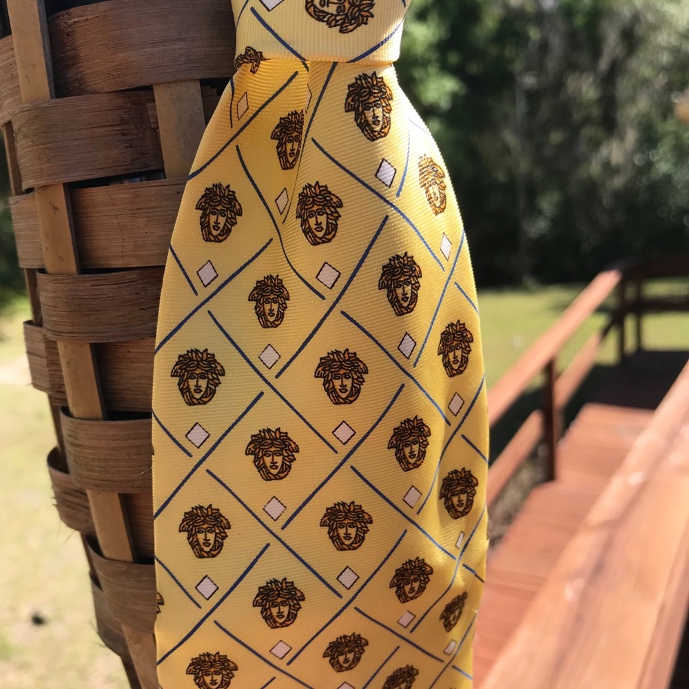 Versace tie - Picture 2 of 4
